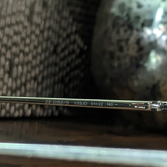 FENDI SUNGLASSES - Picture 2 of 4